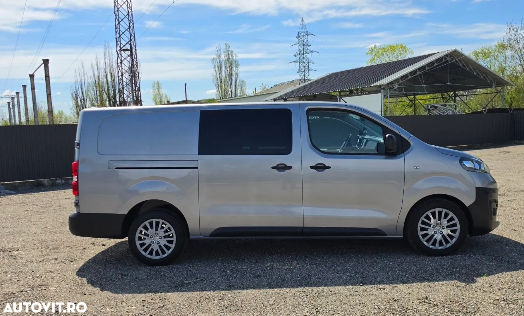 2020 Opel Vivaro 2.0 CDTI 150CP Combi L2H1 (L) Standard, photograph 3