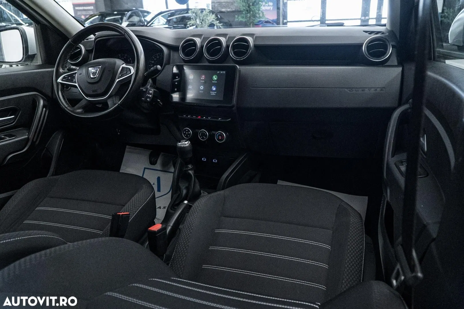 2022 Dacia Duster TCe 150 4WD Comfort, photograph 2