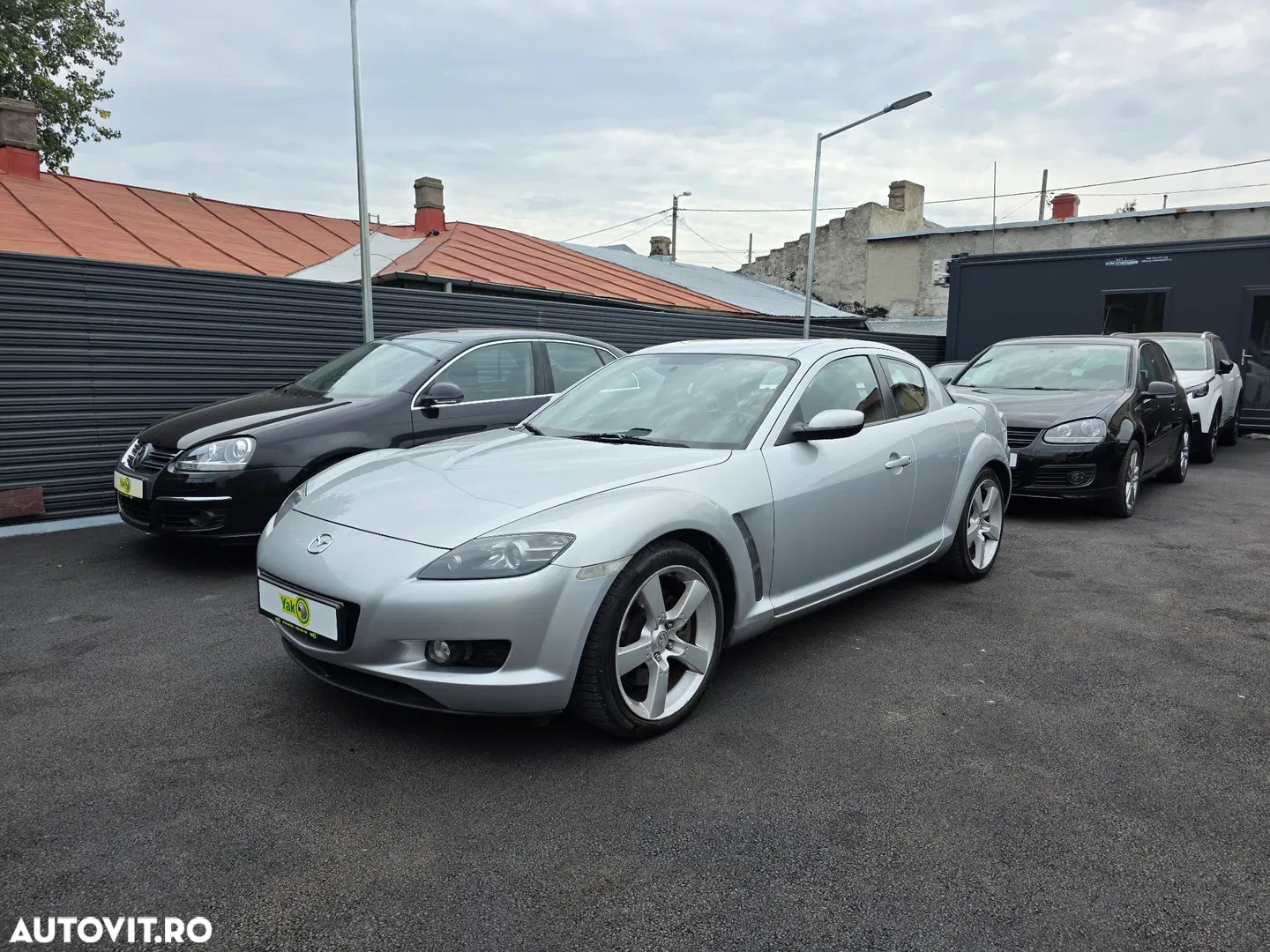 Mazda RX-8 Base — photo 1 of 40