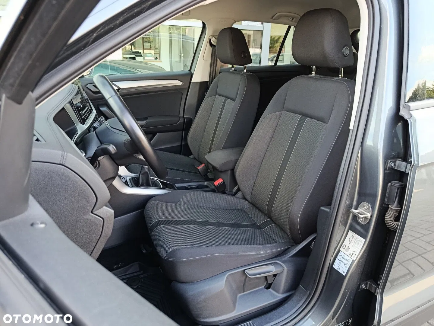 2022 Volkswagen T-Roc 1.5 TSI Life, photograph 10