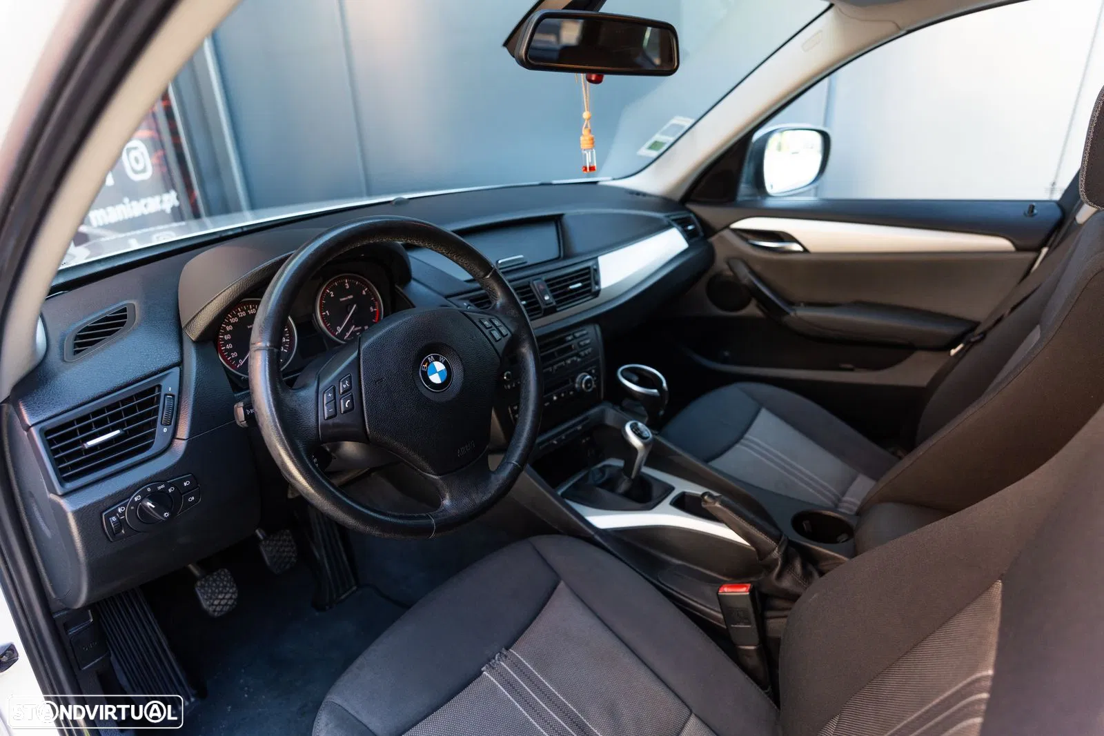 2010 BMW Série X 18 d sDrive, photograph 7