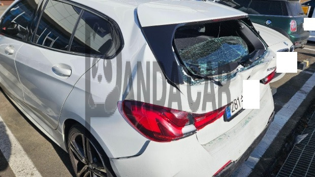2022 BMW 120i, photograph 2