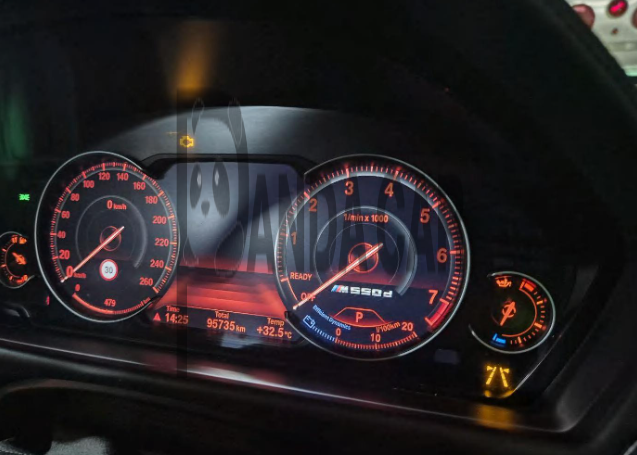 2020 BMW 430i Convertible M Sport Package, photograph 2