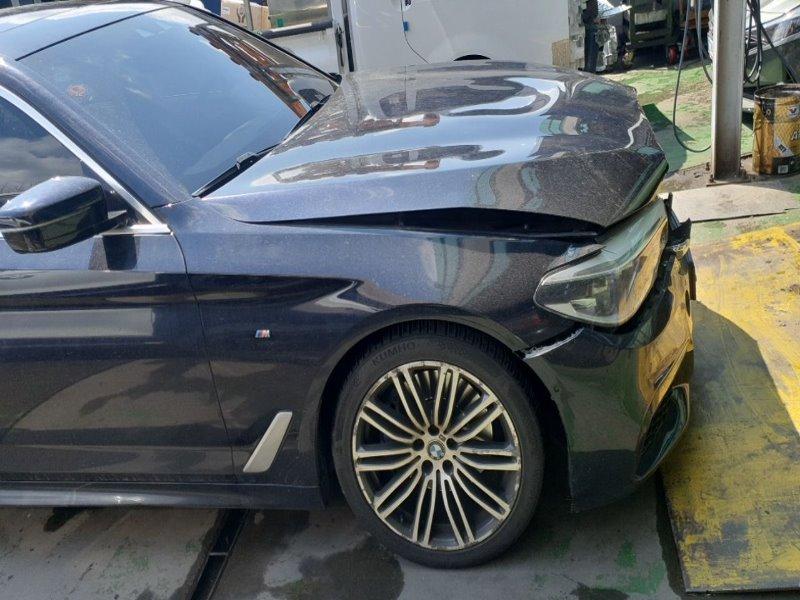 2019 BMW 530i M Sport Package Plus, photograph 3