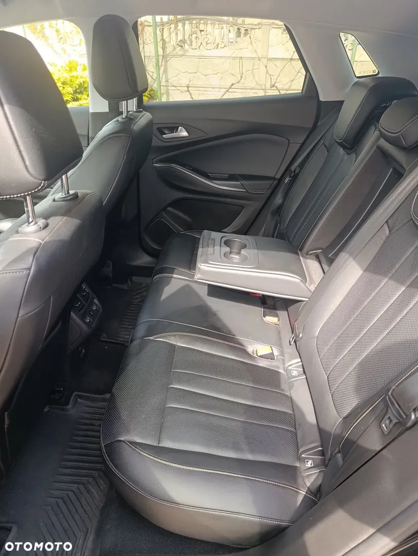 2018 Opel Grandland X 1.2 T Ultimate S&S, photograph 8