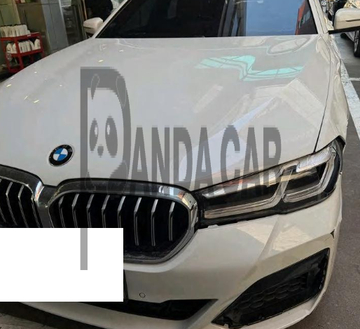 2021 BMW 530i xDrive, photograph 1