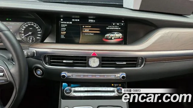 Genesis G90 3.8 AWD — photo 1 of 20