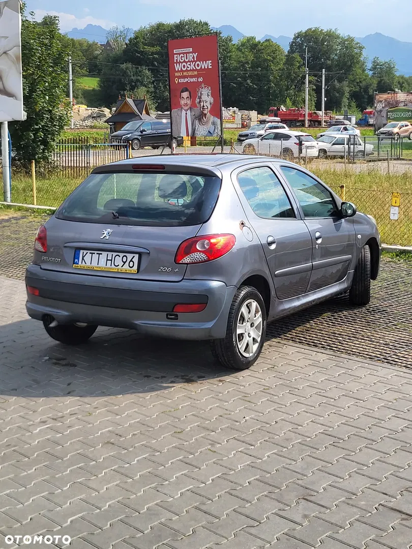 2010 Peugeot 206 plus 1.1 Presence, photograph 5