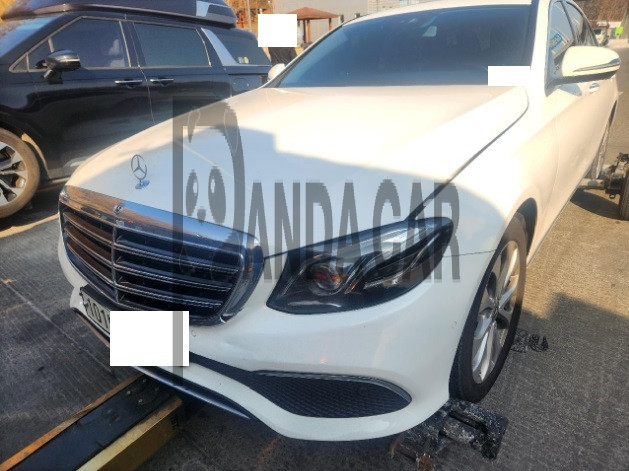 2019 Mercedes-Benz E220 d 4Matic, photograph 4