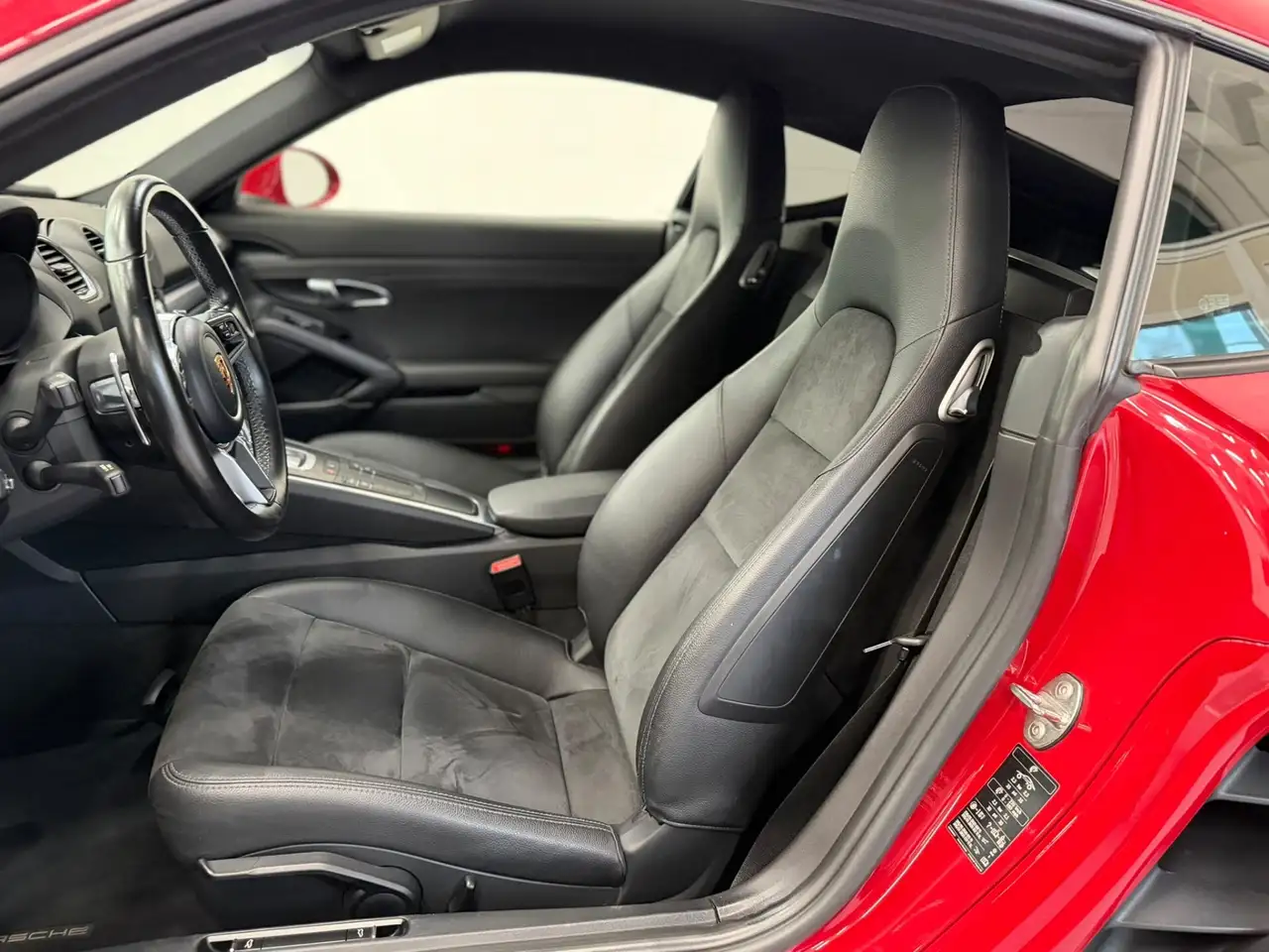 2018 Porsche Cayman Porsche Cayman 718, photograph 9