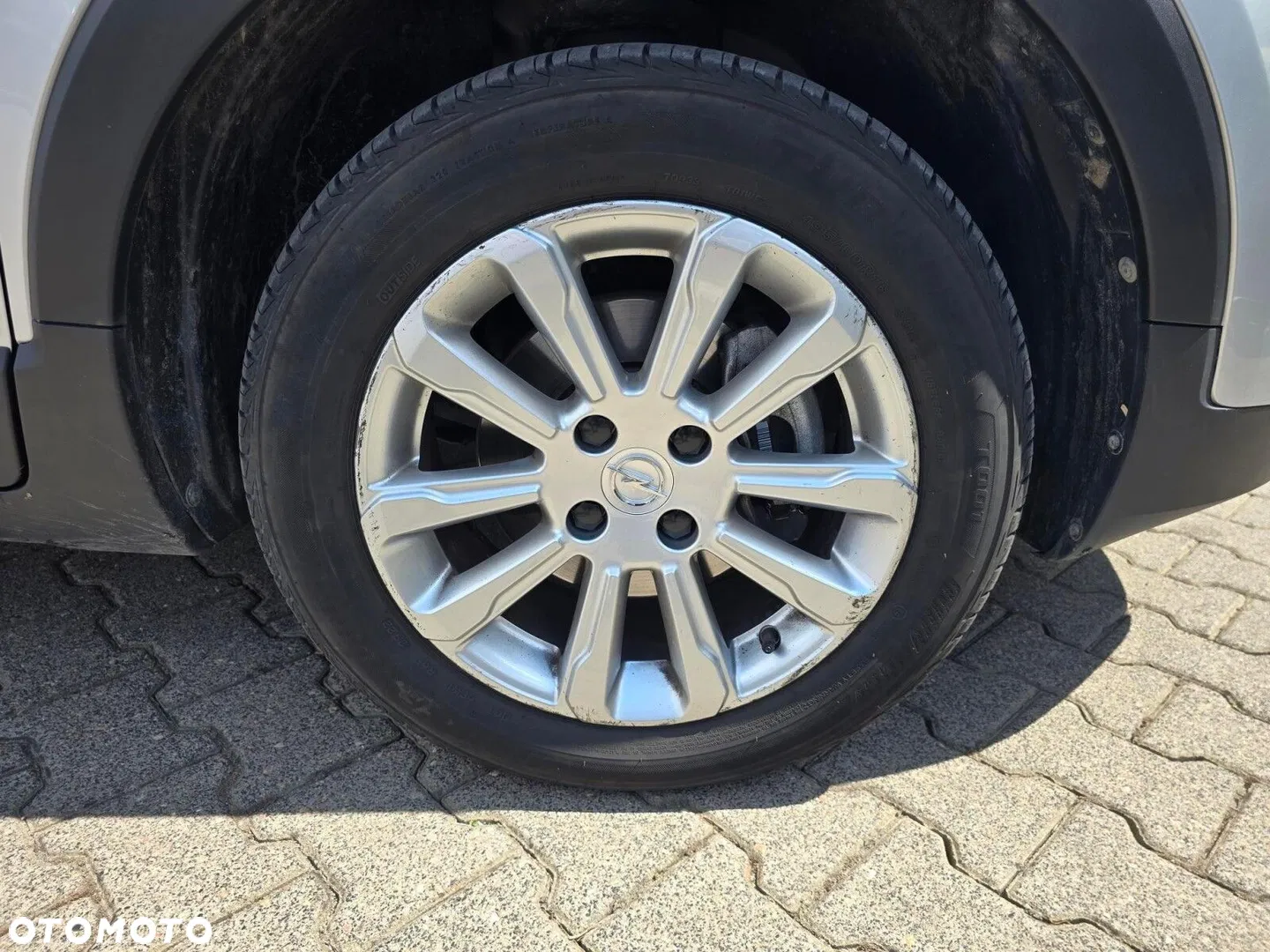 2022 Opel Crossland 1.2 T Elegance, photograph 11