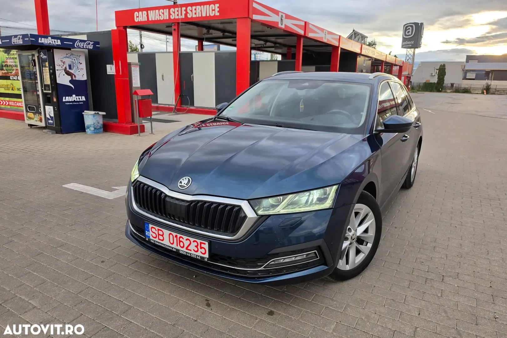 Skoda Octavia 2.0 TDI DSG Style — photo 1 of 13