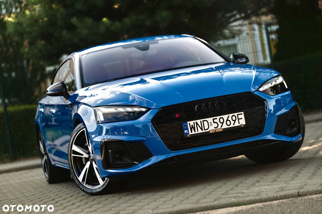 2020 Audi S5 Sportback, photograph 1