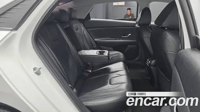 2022 Hyundai AVANTE 1.6, photograph 8