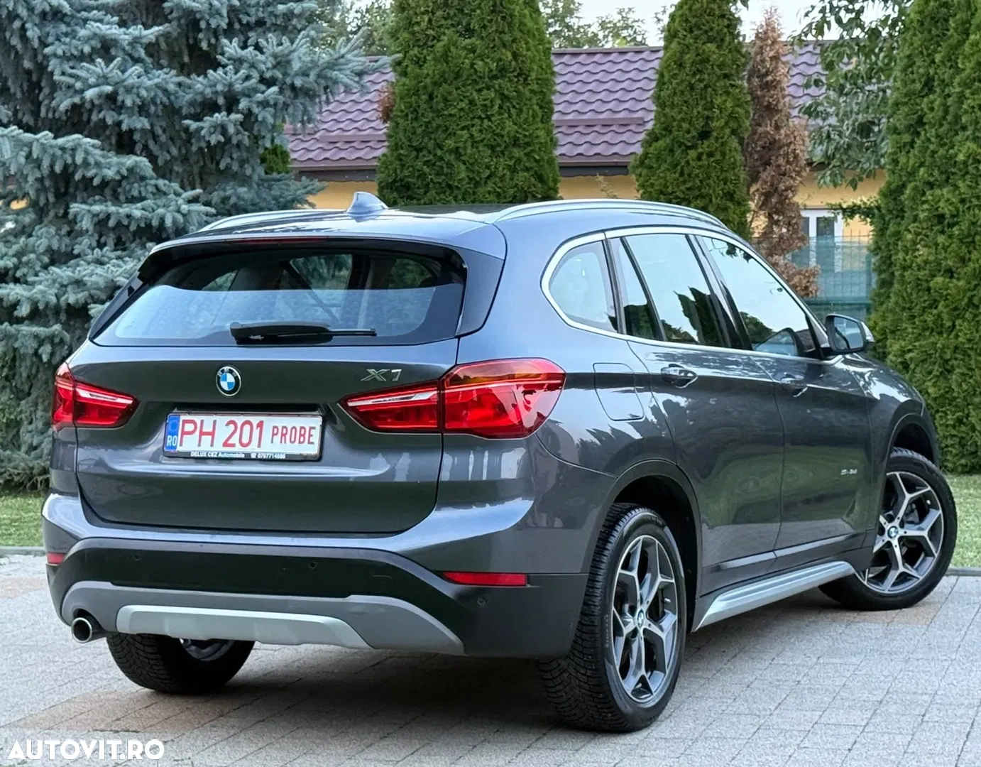 2016 BMW X1 sDrive18d xLine, photograph 4