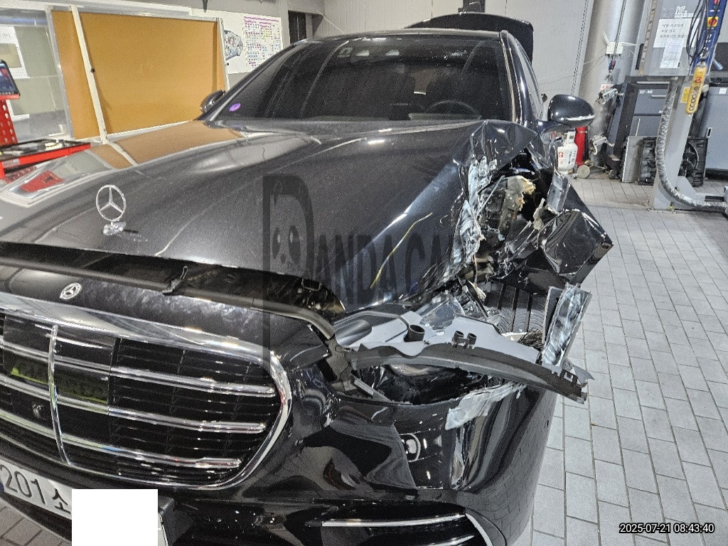 2023 Mercedes-Benz S400 d 4MATIC, photograph 1
