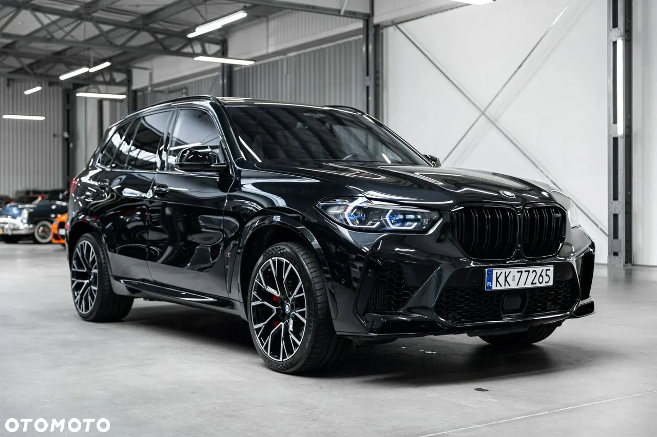 2023 BMW X5 M Competition, photograph 3