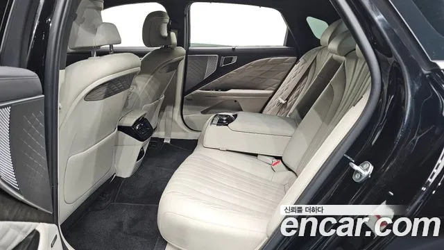 Kia K8 2.5 Gasoline 2WD — photo 1 of 37