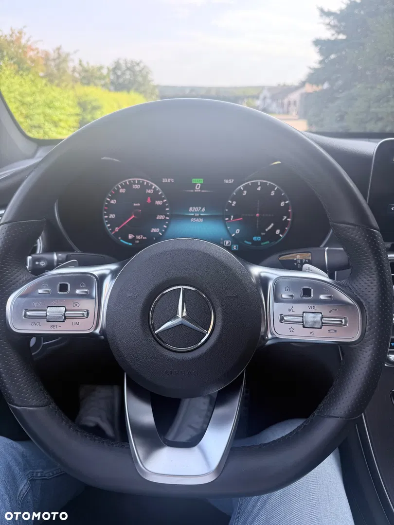 2020 Mercedes-Benz GLC, photograph 9