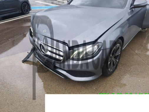 2019 Mercedes-Benz E300, photograph 3