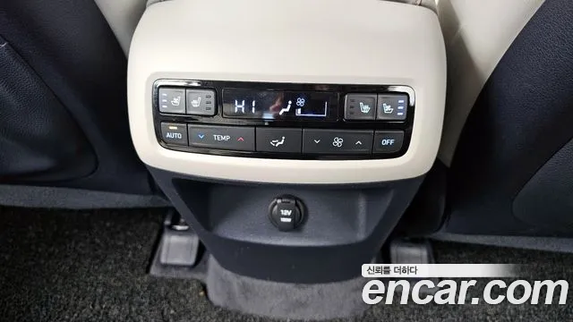 2022 Hyundai Palisade Diesel 2.2 2WD, photograph 2