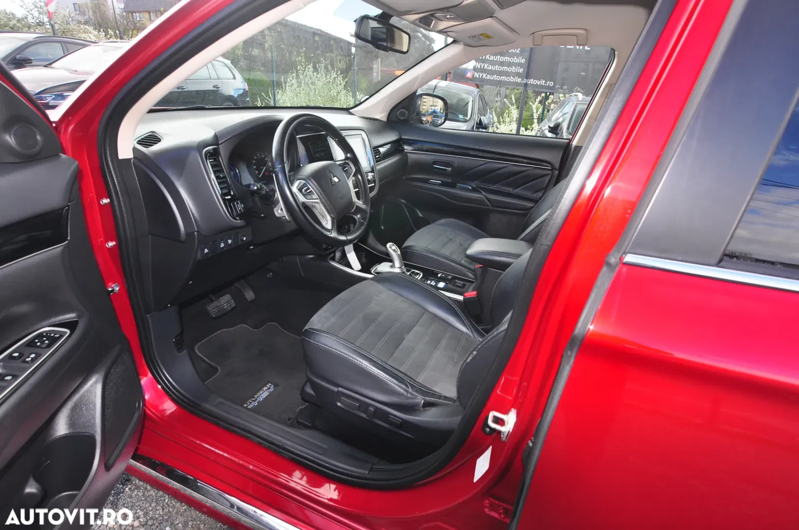 2020 Mitsubishi Outlander 2.4 4WD CVT Intense, photograph 7