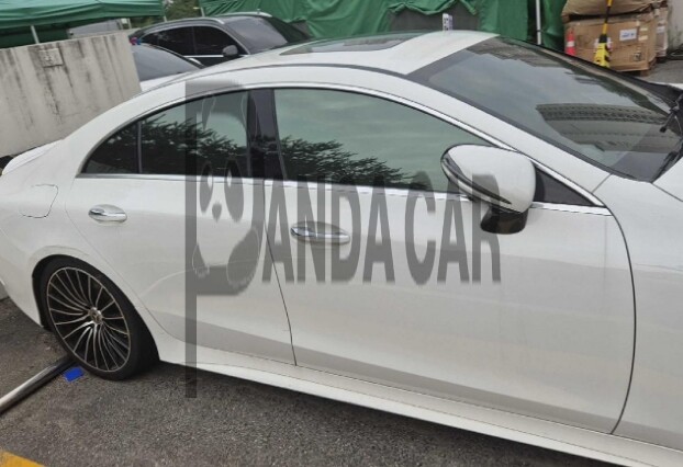 2021 Mercedes-Benz CLS450 4MATIC, photograph 3