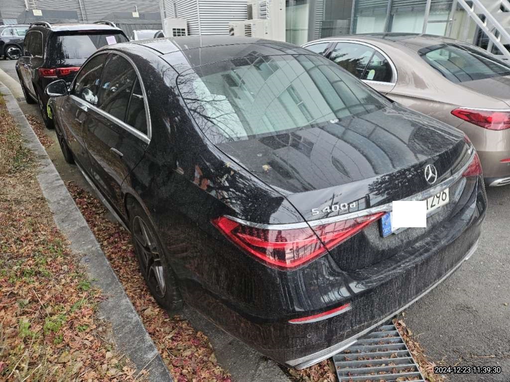 2022 Mercedes-Benz S400 d 4MATIC, photograph 1