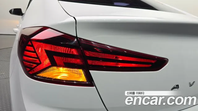 2019 Hyundai AVANTE 1.6, photograph 6