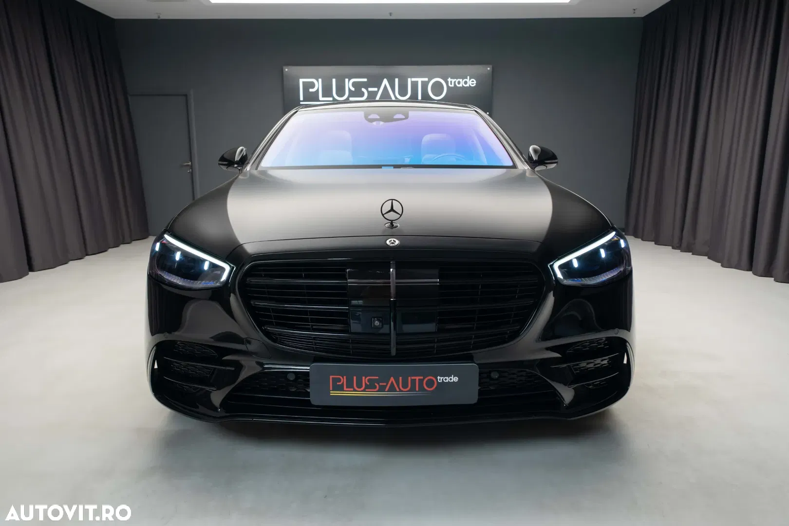 2020 Mercedes-Benz S, photograph 2