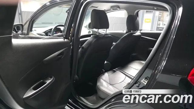 2019 ChevroletGMDaewoo Spark LT, photograph 12