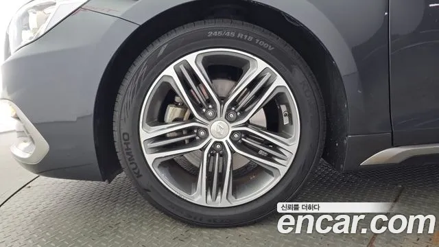 2017 Hyundai Grandeur 2.4 Premium, photograph 4