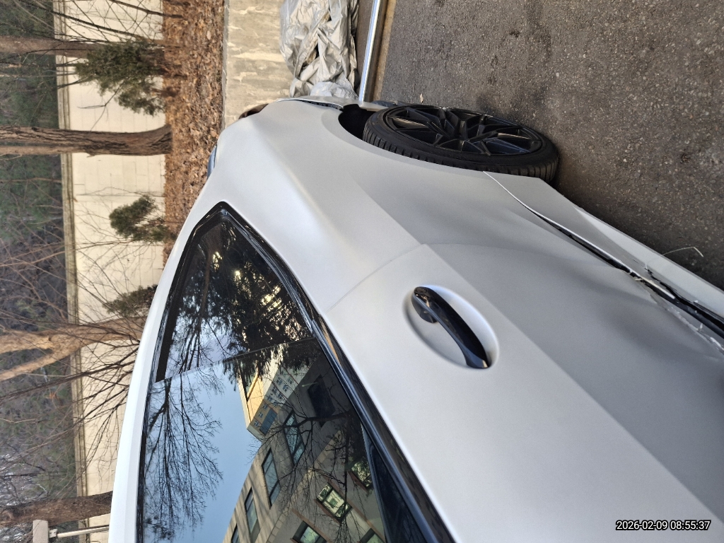 2025 BMW 420i Coupe, photograph 4