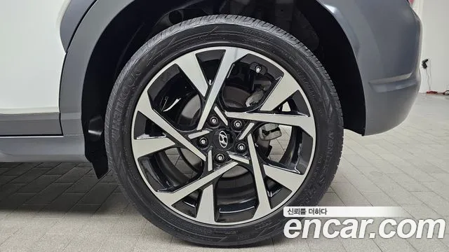 Hyundai Kona Gasoline 2.0 2WD — photo 1 of 33