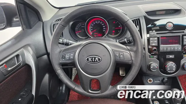 2011 Kia Porte 1.6 GDI Prestige, photograph 10