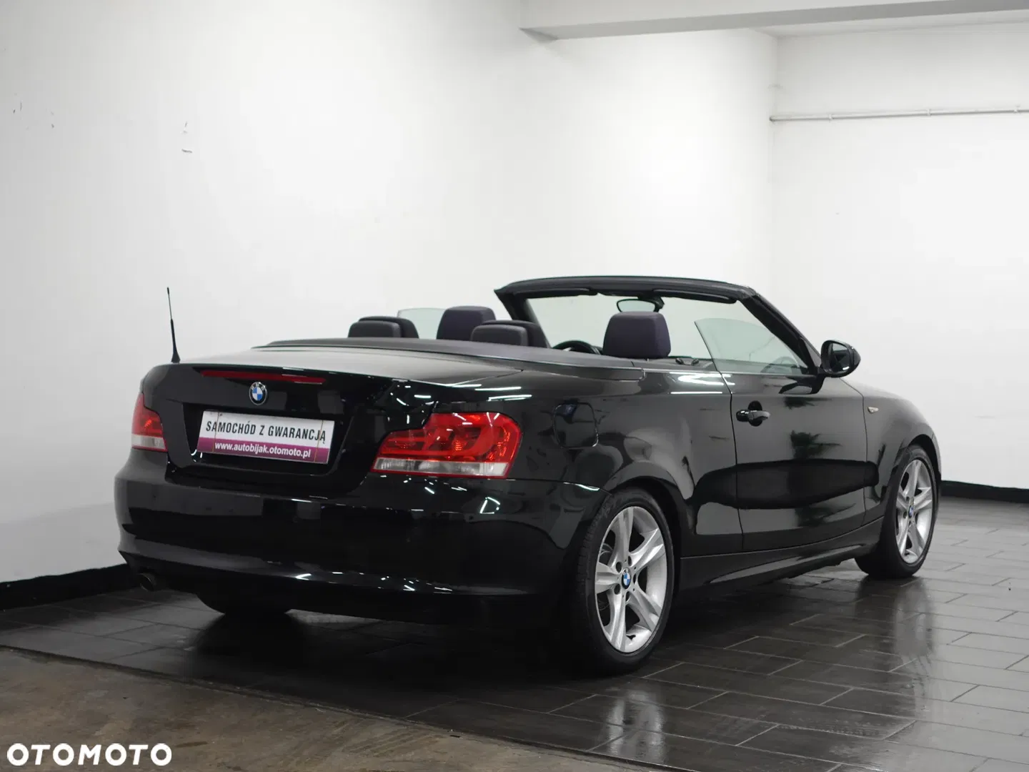2011 BMW Seria 1, photograph 7