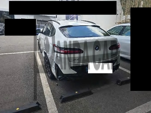 2024 BMW X4 xDrive20i, photograph 2
