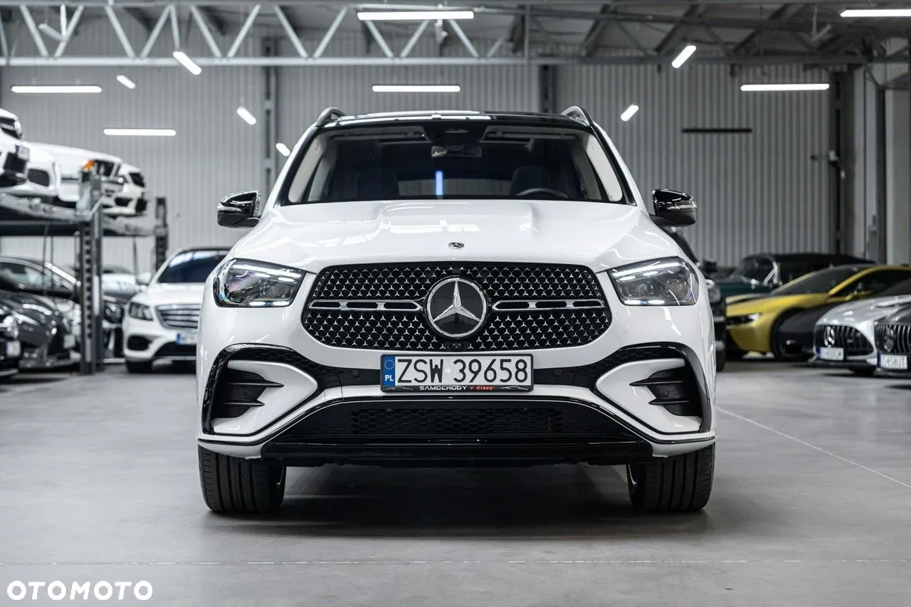 2025 Mercedes-Benz GLE 450 d 4Matic 9G-TRONIC AMG Line Advanced Plus, photograph 3