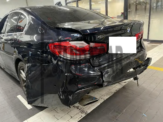 2018 BMW 530i xDrive, photograph 4