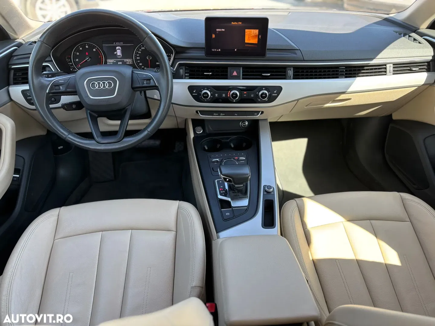 2019 Audi A4 Avant 35 TFSI S tronic, photograph 12