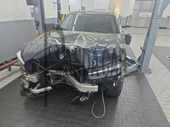 2021 BMW 740Li xDrive, photograph 1