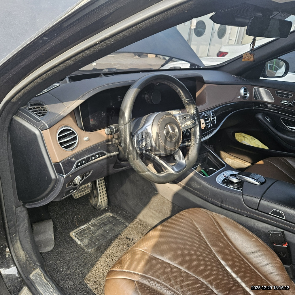 2018 Mercedes-Benz S350 d 4Matic, photograph 3
