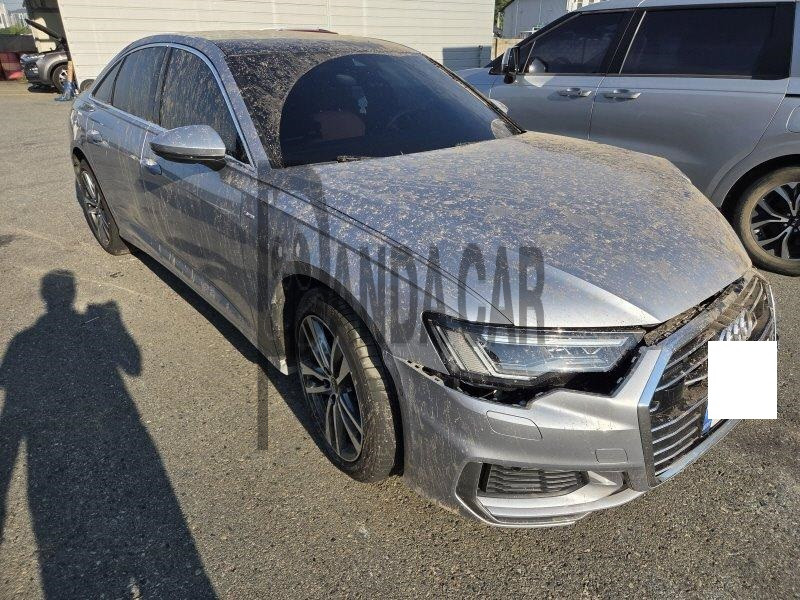 2022 Audi A6 45 TFSI quattro, photograph 4