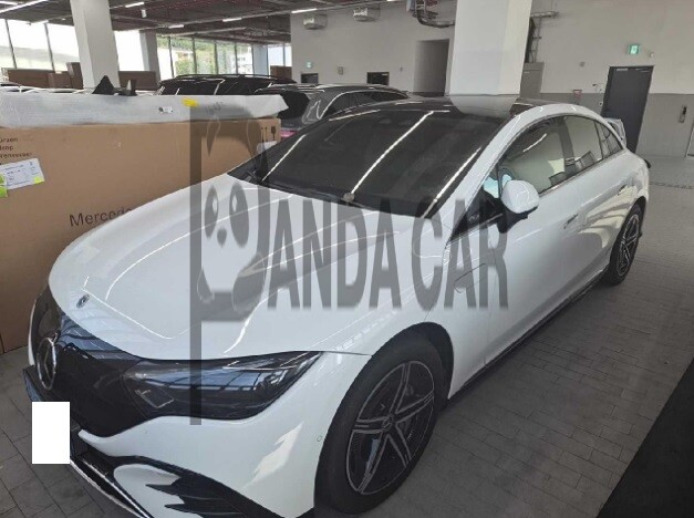 2024 Mercedes-Benz EQE 350 +, photograph 2