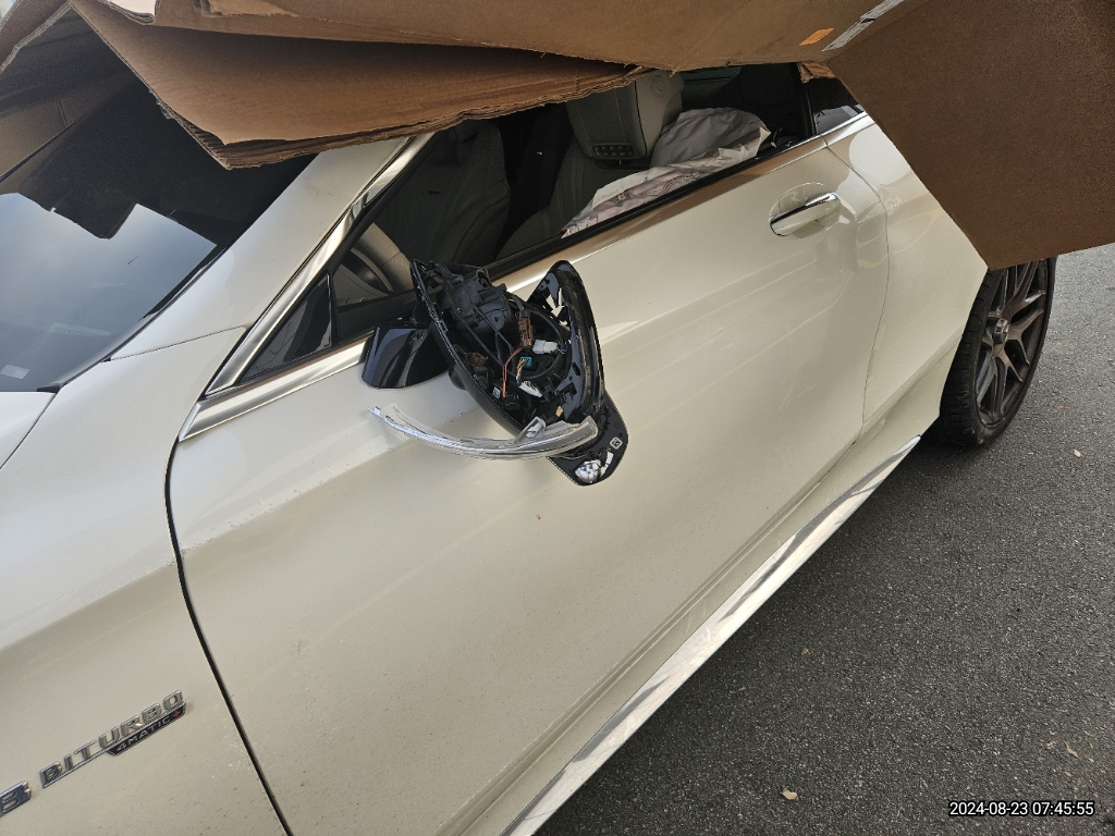 2018 Mercedes-AMG S63 4Matic + Cabriolet, photograph 1