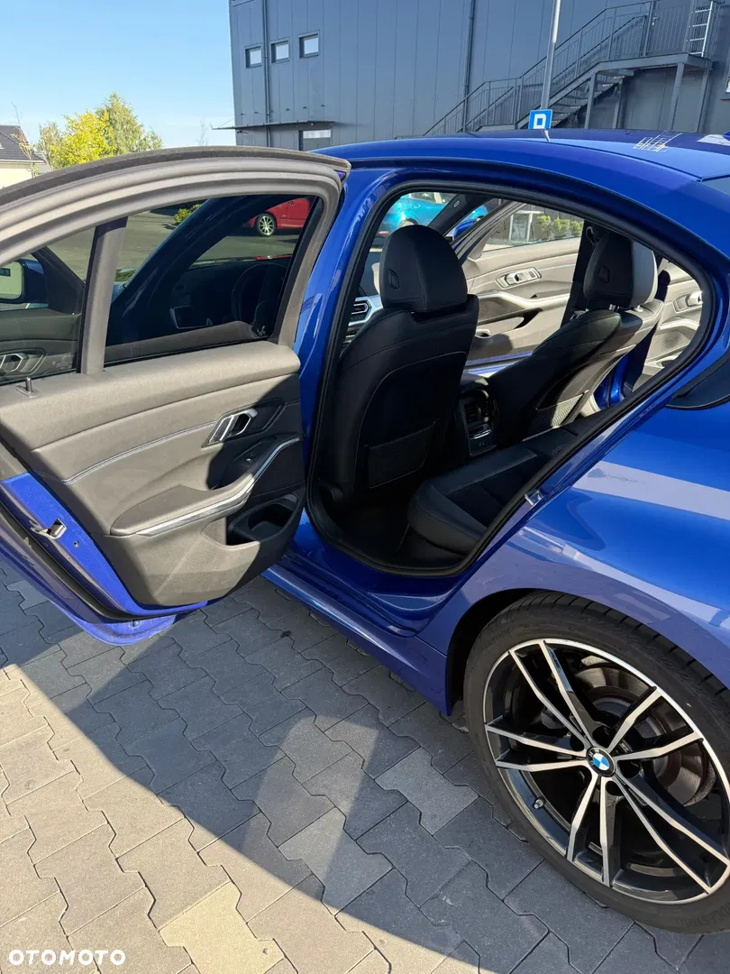 2021 BMW Seria 3 320d mHEV, photograph 8