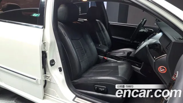 2010 Renault-KoreaSamsung SM7 LE, photograph 4