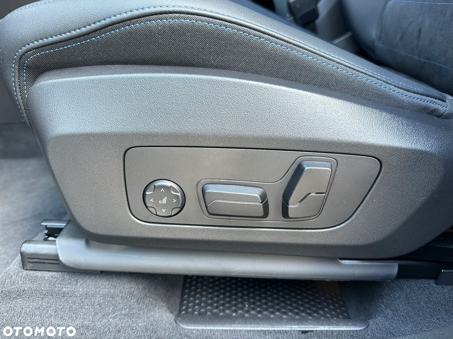 2025 BMW X1 xDrive20d mHEV M Sport sport, photograph 10