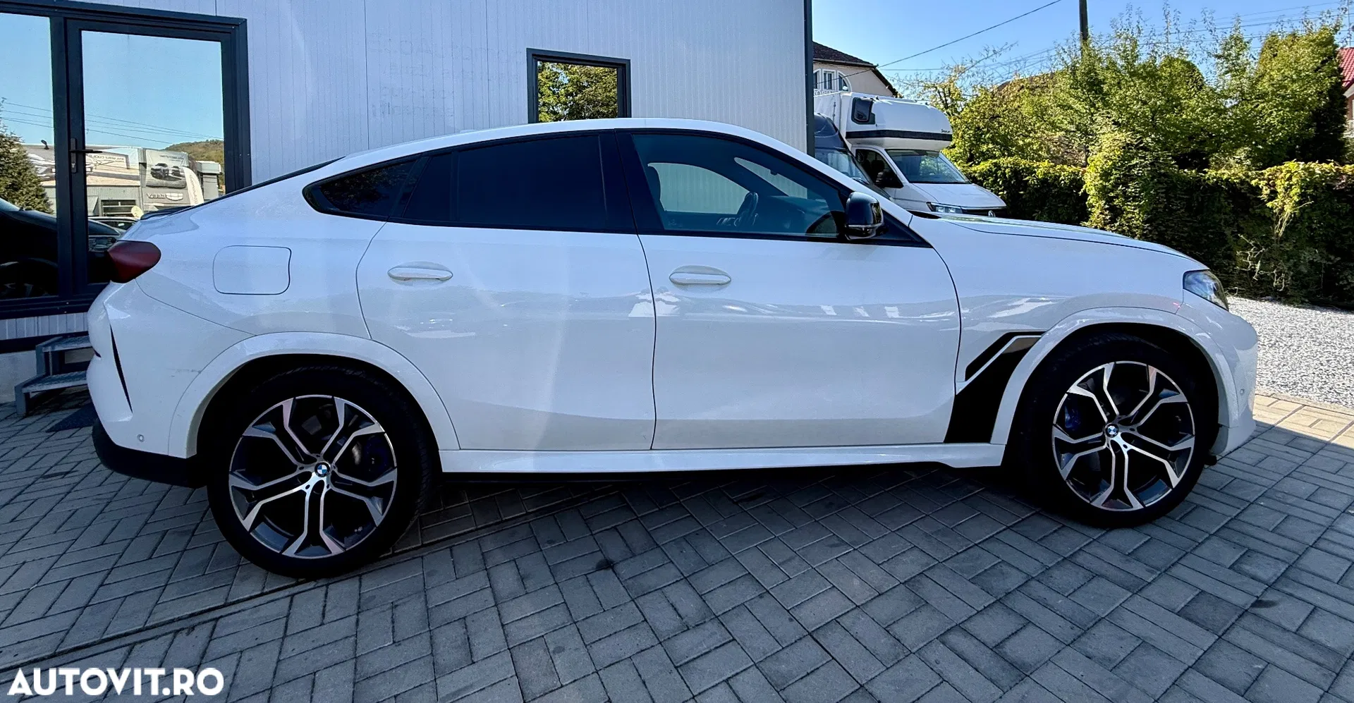 2020 BMW X6, photograph 11