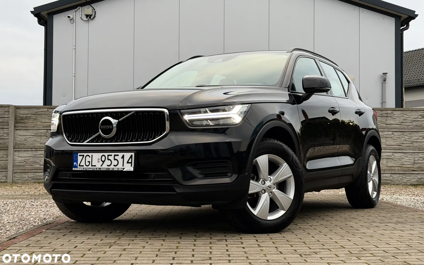2021 Volvo XC 40 D3 Momentum, photograph 7